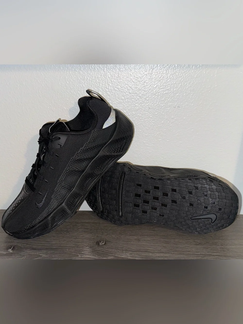 Nike Ava Rover (GS) Sneakers Black Anthracite Size 6.5Y / 8W Brand New In Box